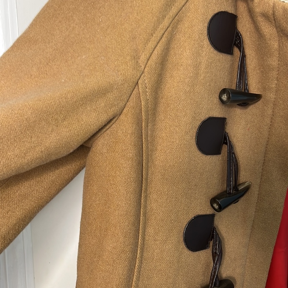 Coat - Picture 3 of 6